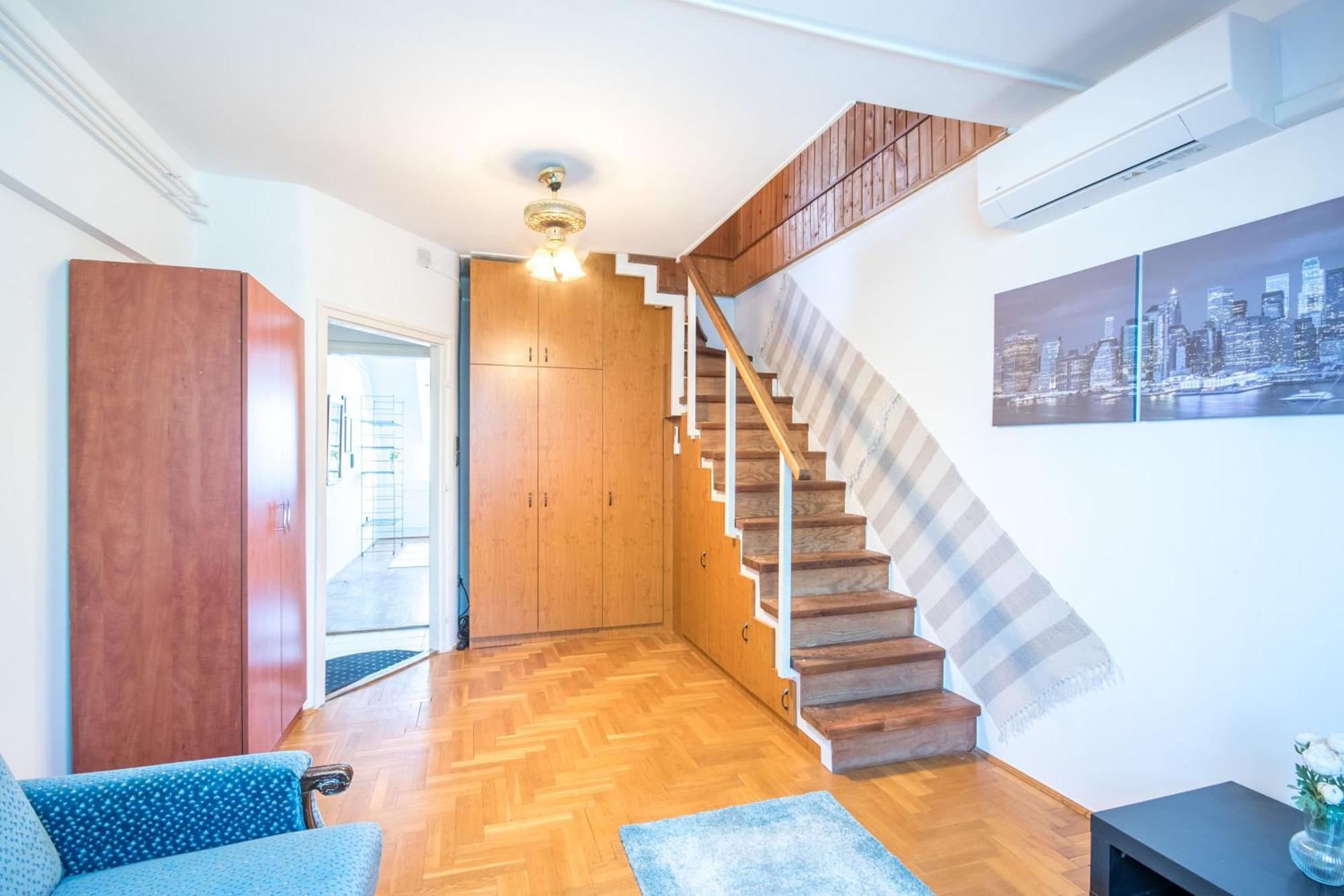 Green - Easy Parking - Quiet Sleep Apartment Budapest