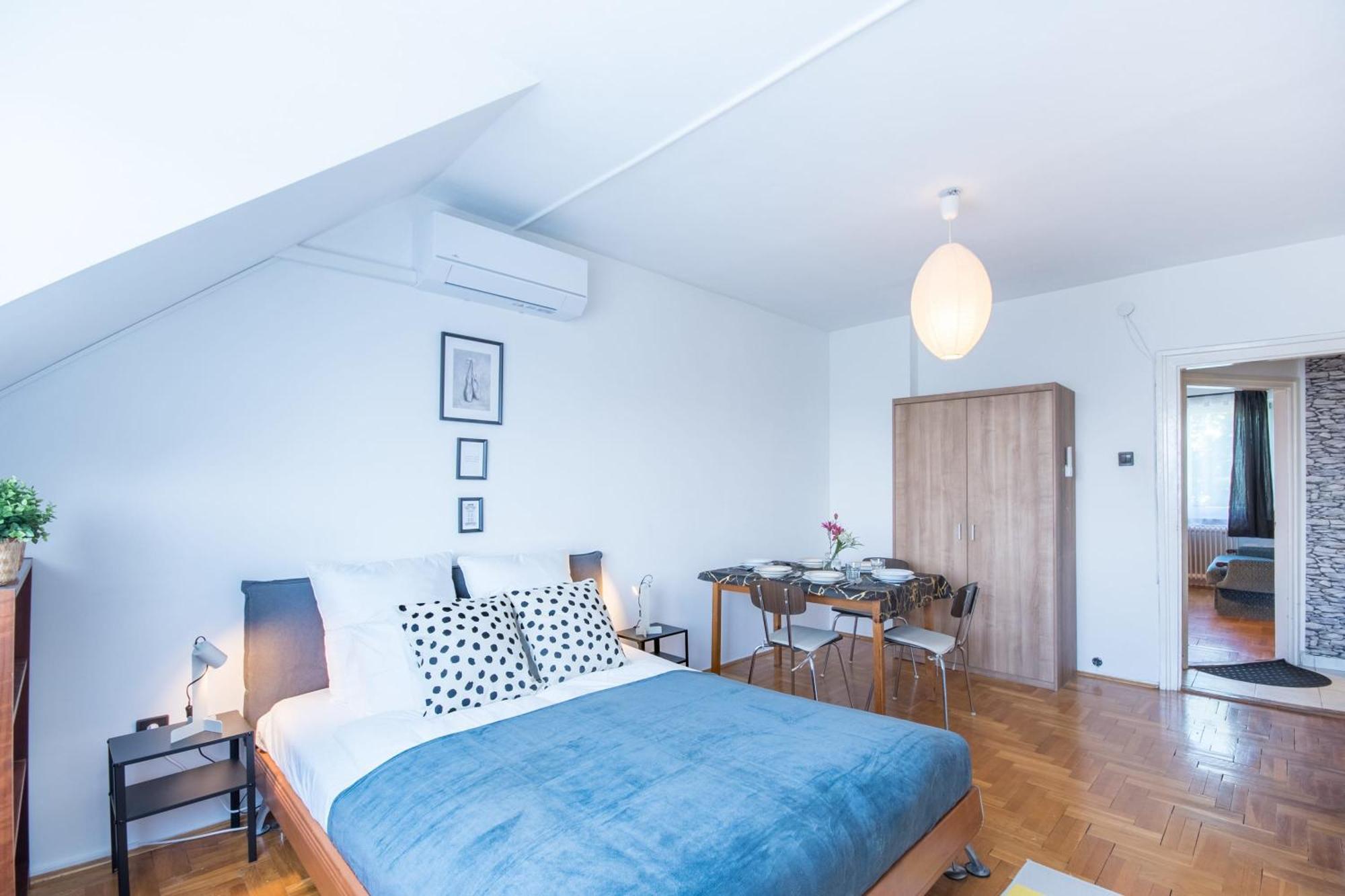 Appartement Green - Easy Parking - Quiet Sleep Boedapest